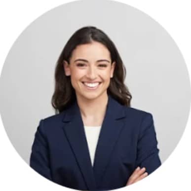 Alexa Green Headshot 2